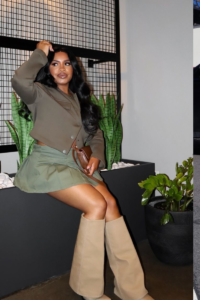 Discover 16 cozy and chic Chicago fall outfit ideas for 2024, from sophisticated black lace to casual street-style looks, perfect for exploring the Windy City in style. Chicago outfit, Chicago outfits, Chicago, Chicago travel, downtown outfit, Chicago bulls, Chicago bull, fall outfit ideas, fall outfit inspo, fall outfits casual, night out outfits, night out outfit, travel, travel outfit, travel outfits