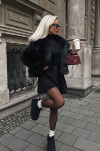 Discover cozy and chic Ugg outfit ideas perfect for fall and winter. From oversized knits to stylish puffer jackets, these looks show how to style Uggs effortlessly for any cold-weather occasion, ugg boots, ugg, ugg slippers, uggs, ugg boots outfit, ugg shoes, ugg outfit, ugg australia, uggs outfit, uggs hausschuhe, ugg tasman, ugg mini, ugg slides, uggs boots outfit, ugg outfits, ugg boots outfit style, uggs boots outfit winter, ugg sandals, ugg mini boots outfit, ugg slippers outfit