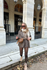 Discover cozy and chic Ugg outfit ideas perfect for fall and winter. From oversized knits to stylish puffer jackets, these looks show how to style Uggs effortlessly for any cold-weather occasion, ugg boots, ugg, ugg slippers, uggs, ugg boots outfit, ugg shoes, ugg outfit, ugg australia, uggs outfit, uggs hausschuhe, ugg tasman, ugg mini, ugg slides, uggs boots outfit, ugg outfits, ugg boots outfit style, uggs boots outfit winter, ugg sandals, ugg mini boots outfit, ugg slippers outfit