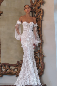 Explore 16 stunning fall wedding dress ideas, from classic lace gowns to unique floral prints and warm autumn hues. Find the perfect bridal style for an unforgettable autumn ceremony, fall wedding ideas, fall wedding colors, fall wedding inspiration, fall wedding dresses, fall weddings inspiration, fall wedding colorful, fall weddings colors, fall wedding gowns, fall wedding dress