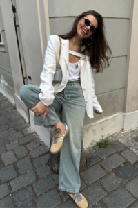 Discover 18 stylish denim outfit ideas for all seasons and occasions, featuring trendy looks like denim-on-denim, oversized jackets, and chic accessories. Perfect for casual and chic styling inspiration. denim, denim jeans outfit, denims, denim jeans, denim shorts, denim shorts outfit, denim pants outfit, denim jeans outfits, denim jean outfit, denims jeans outfit, denim jean outfits, denim skirt outfit, denim dress, denim shorts outfit summer, denim skirts, denim recycle, denim short, denime